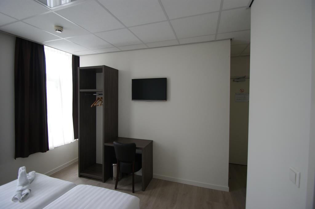 Hotel De Keizerskroon Amsterdam-Schiphol-Halfweg Exterior foto